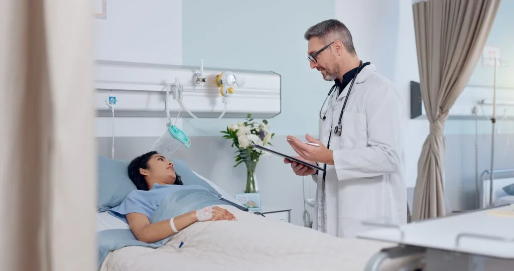 Hospital, indlagt, doktor, læge - welltica.dk - Vejen til et bedre liv
