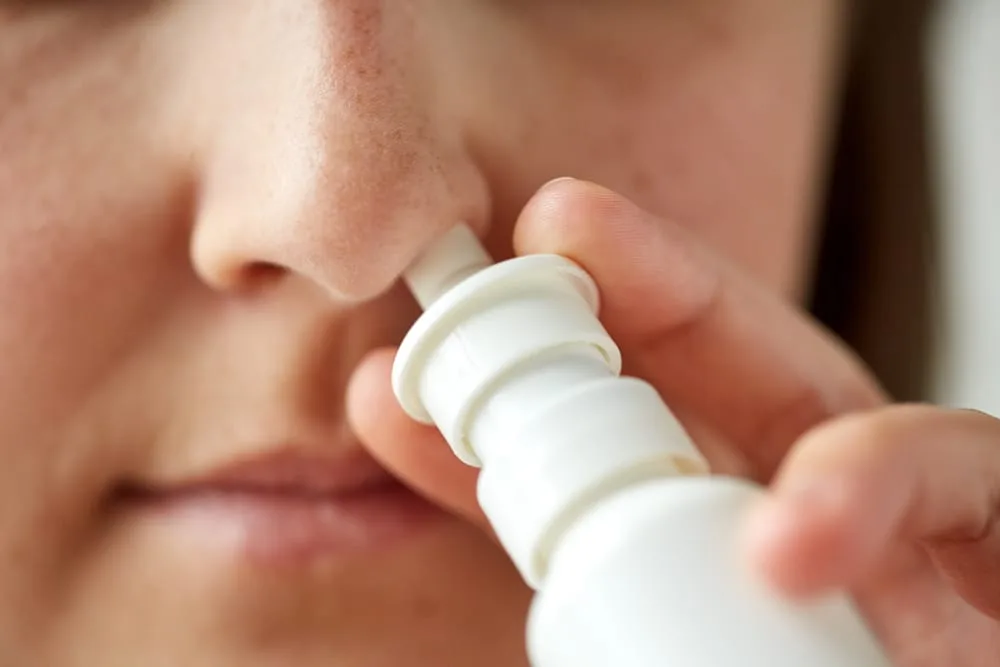 Healthcare,,Flu,,Rhinitis,,Medicine,And,People,Concept,-,Close,Up - welltica.dk - Vejen til et bedre liv