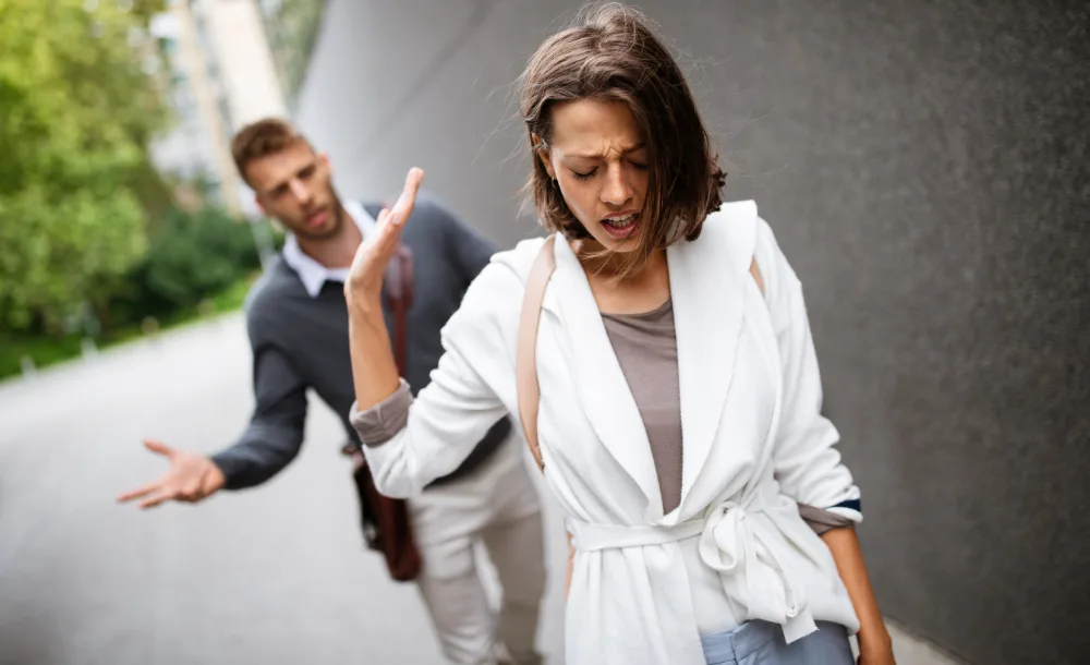 Partner, sur, gift, relation, skænderi - welltica.dk - Vejen til et bedre liv