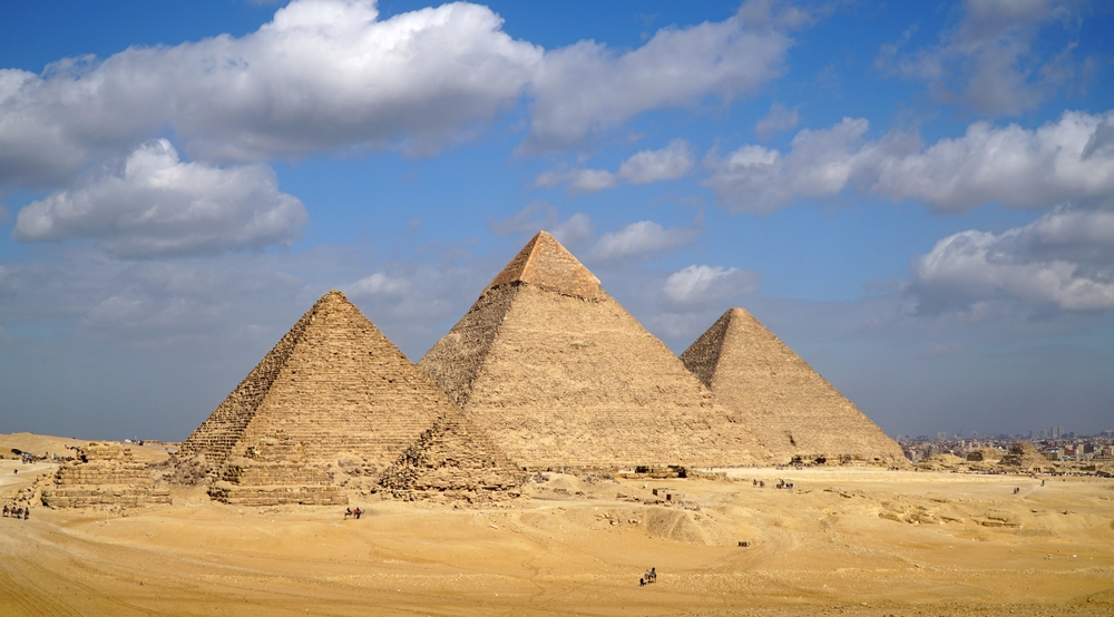 GizaPyramidComplexCairoEgyptGizaNecropolis - welltica.dk - Vejen til et bedre liv