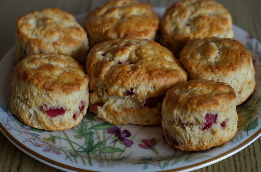 Scones rhubarb - welltica.dk - Vejen til et bedre liv