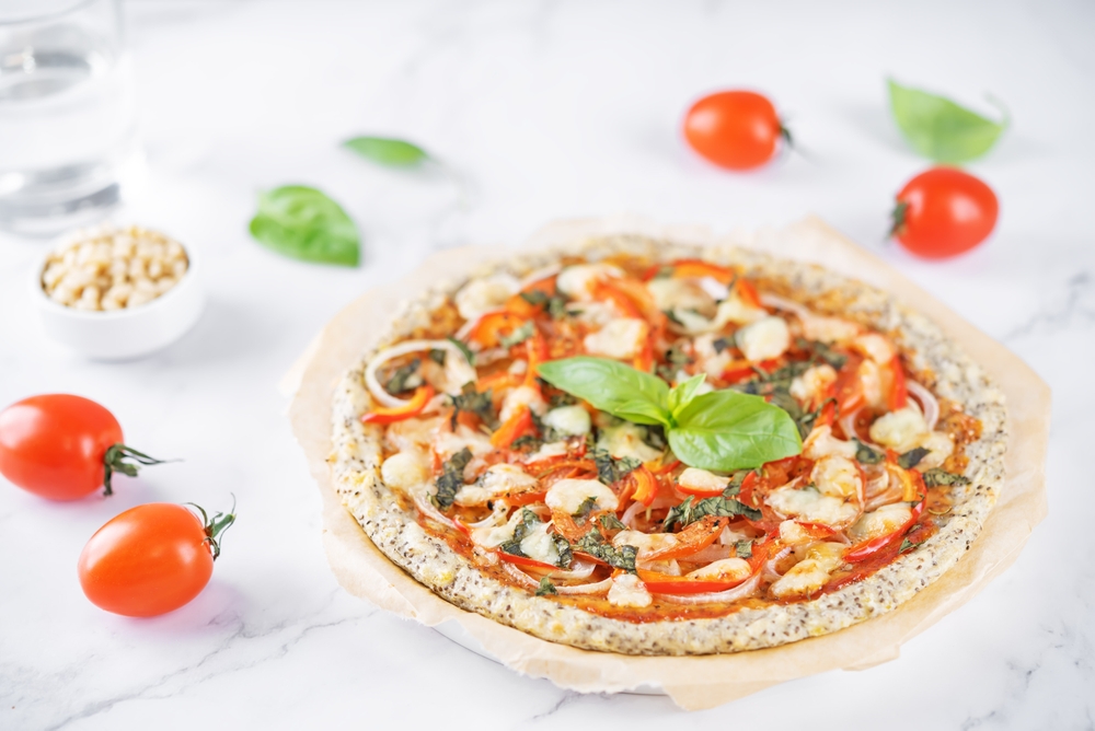 MilletPineNutsChiaSeedsPizzaCrustWithTomatoRed - welltica.dk - Vejen til et bedre liv