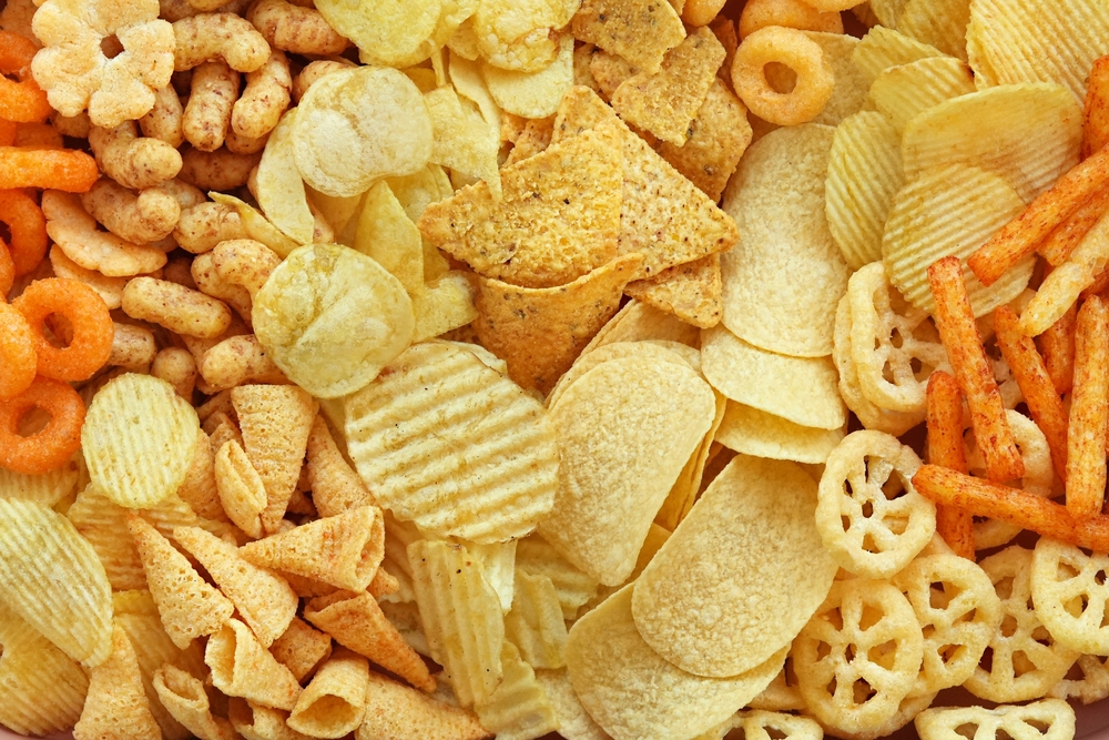 ColorfulMixOfSaltySnacksForBeerVarietiesChipsAnd - welltica.dk - Vejen til et bedre liv