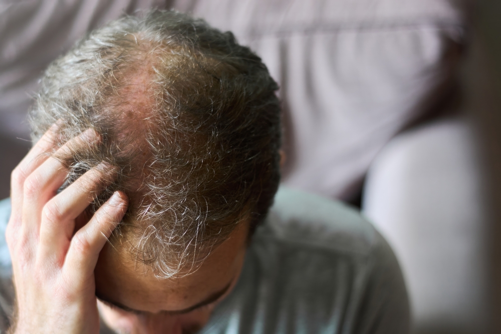 CloseUpOfYoung30YearOldCaucasianManWith - welltica.dk - Vejen til et bedre liv