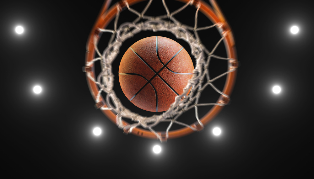 3dRenderingBasketballOnHoopAndLightingFromRoofStadium - welltica.dk - Vejen til et bedre liv