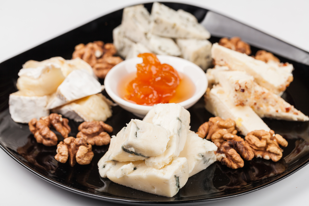 CheesePlateAndNuts - welltica.dk - Vejen til et bedre liv