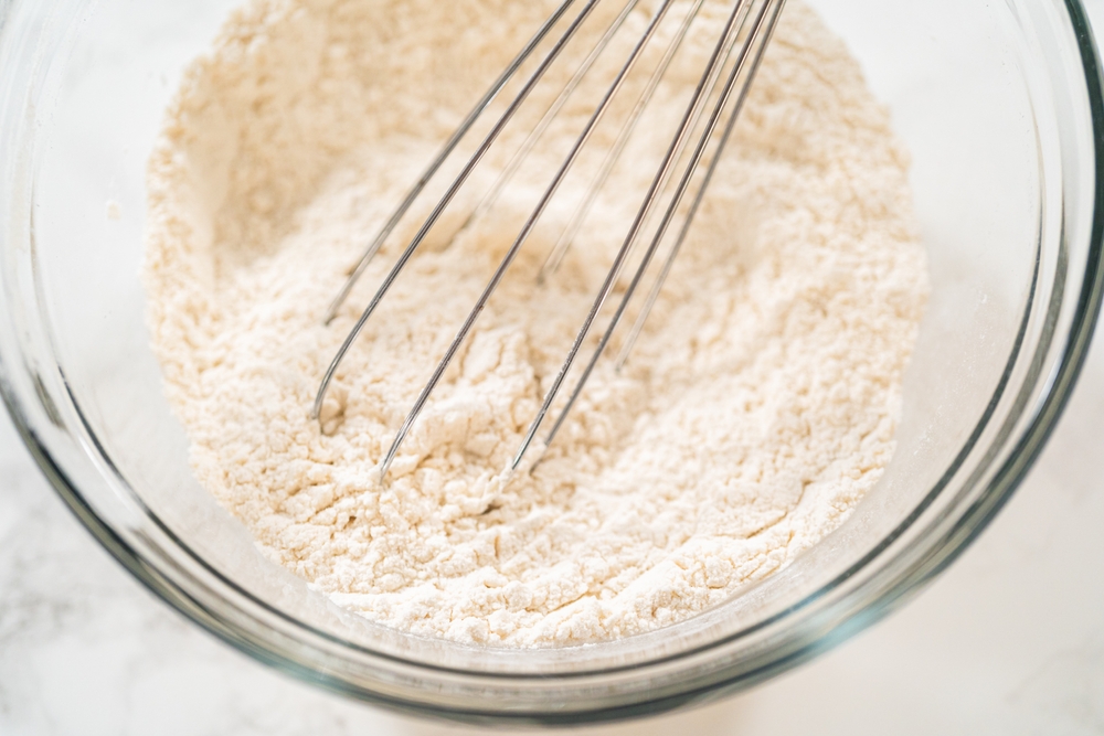 AGlassMixingBowlFilledWithABlendOfAll-purpose - welltica.dk - Vejen til et bedre liv